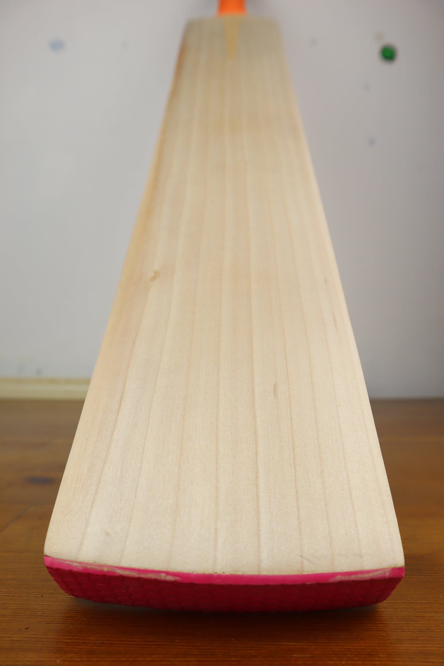 2lbs 2oz - Grade 1 English willow size 6 cricket bat