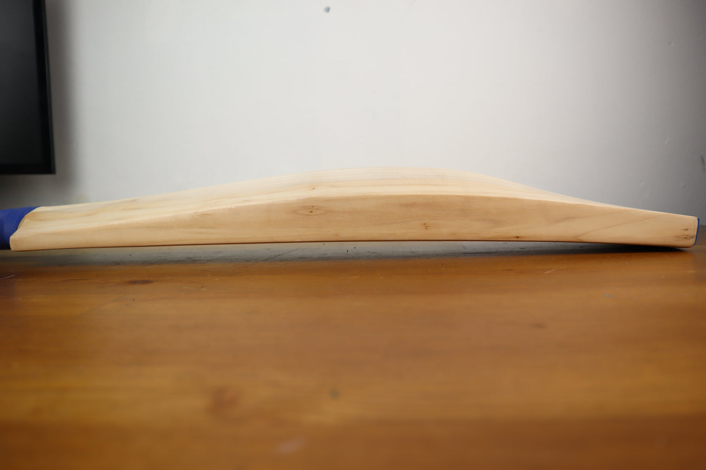 2lbs 6oz - Grade 1 English willow size 6 cricket bat