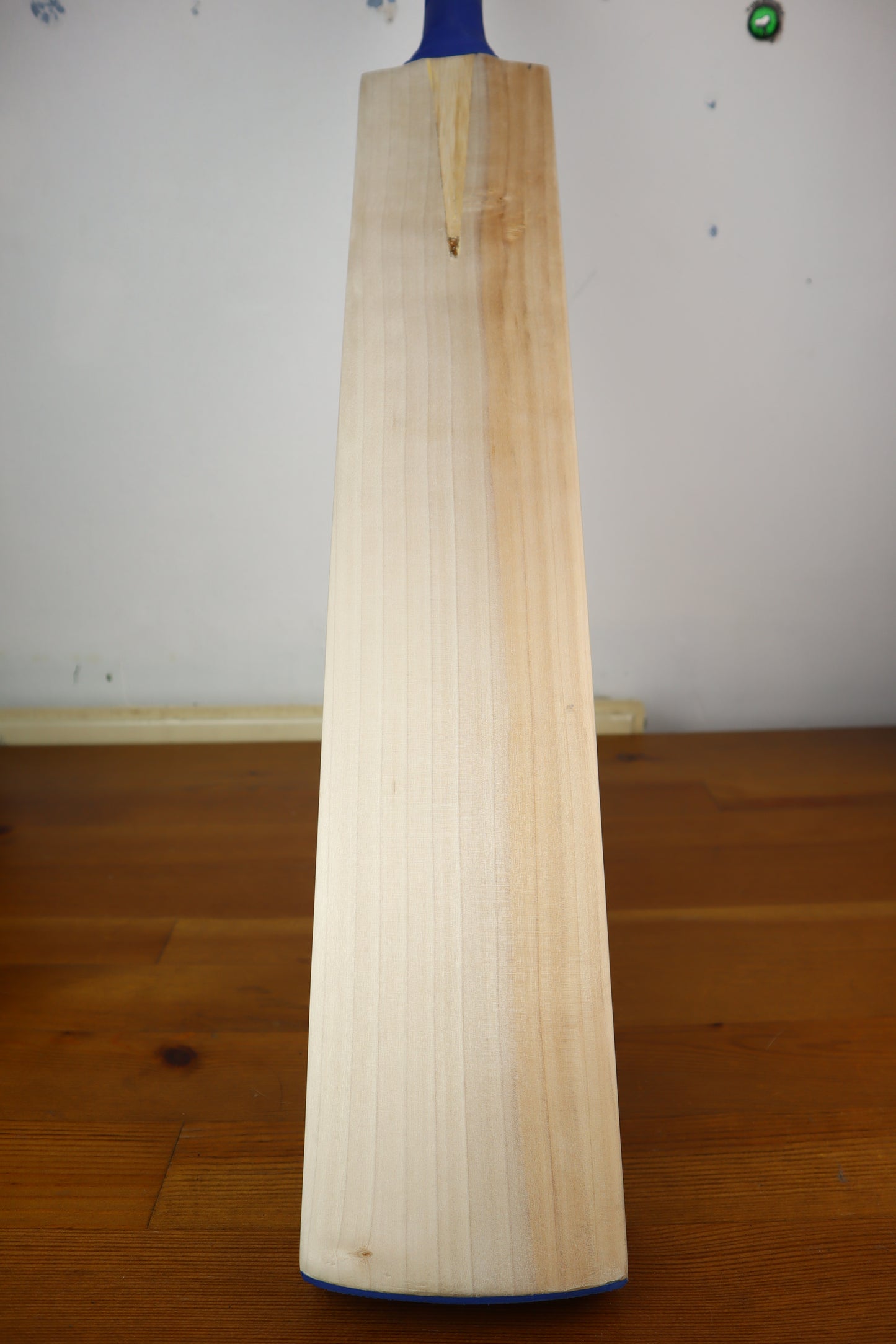 2lbs 6oz - Grade 1 English willow size 6 cricket bat