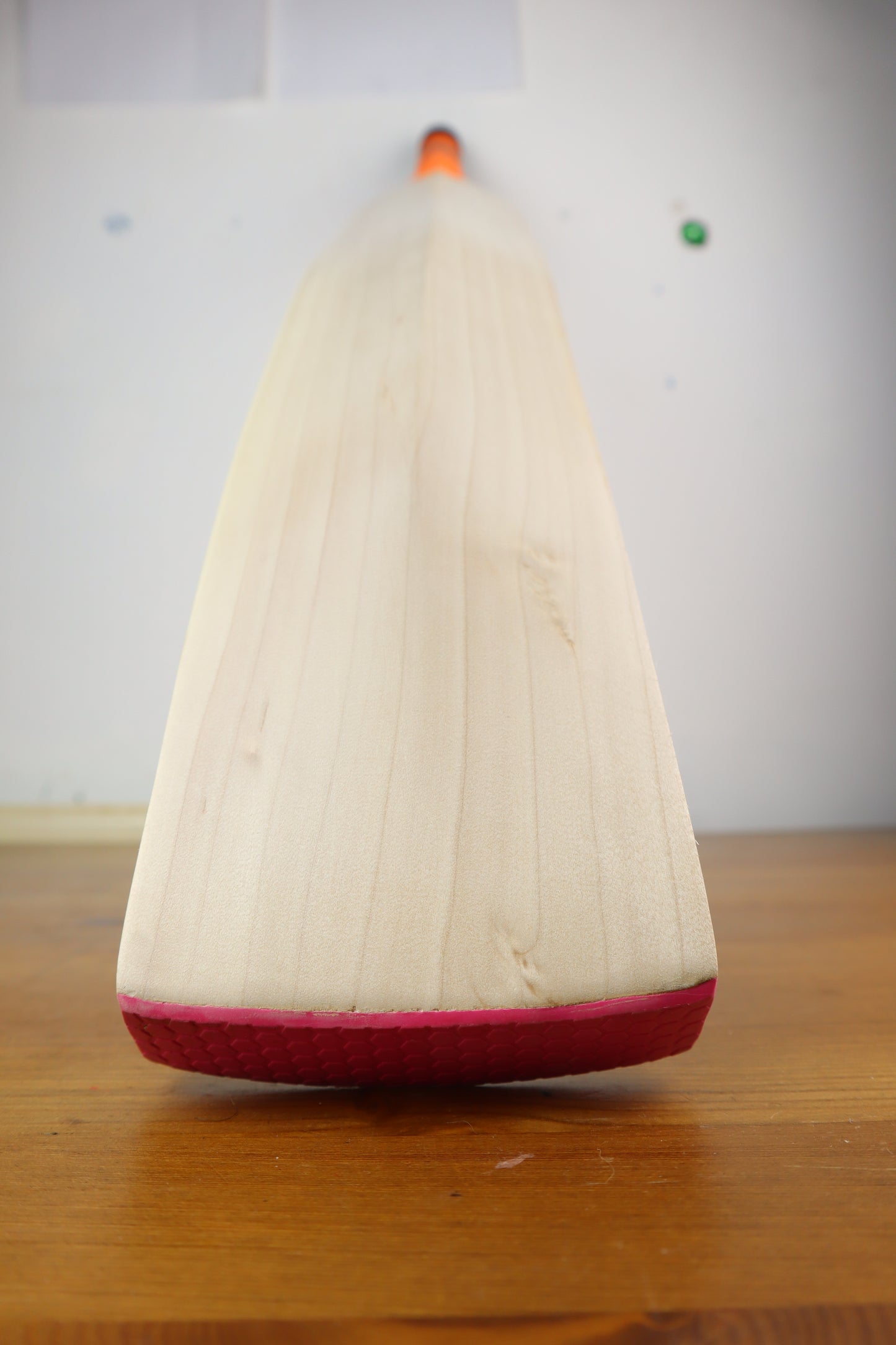 2lbs 2oz - Grade 1 English willow size 6 cricket bat