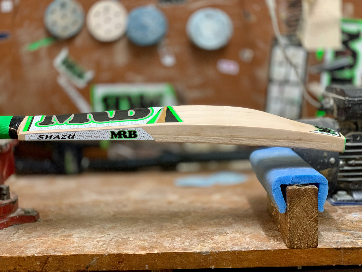 MATCH READY SIZE 5 ENGLISH WILLOW CRICKET BAT - 2lbs 2oz