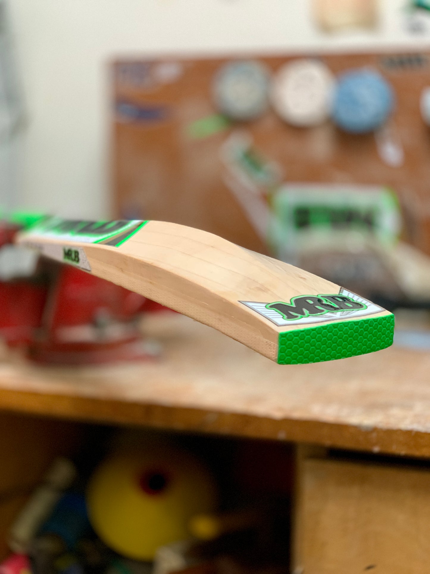 MATCH READY SIZE 5 ENGLISH WILLOW CRICKET BAT - 2lbs 2oz