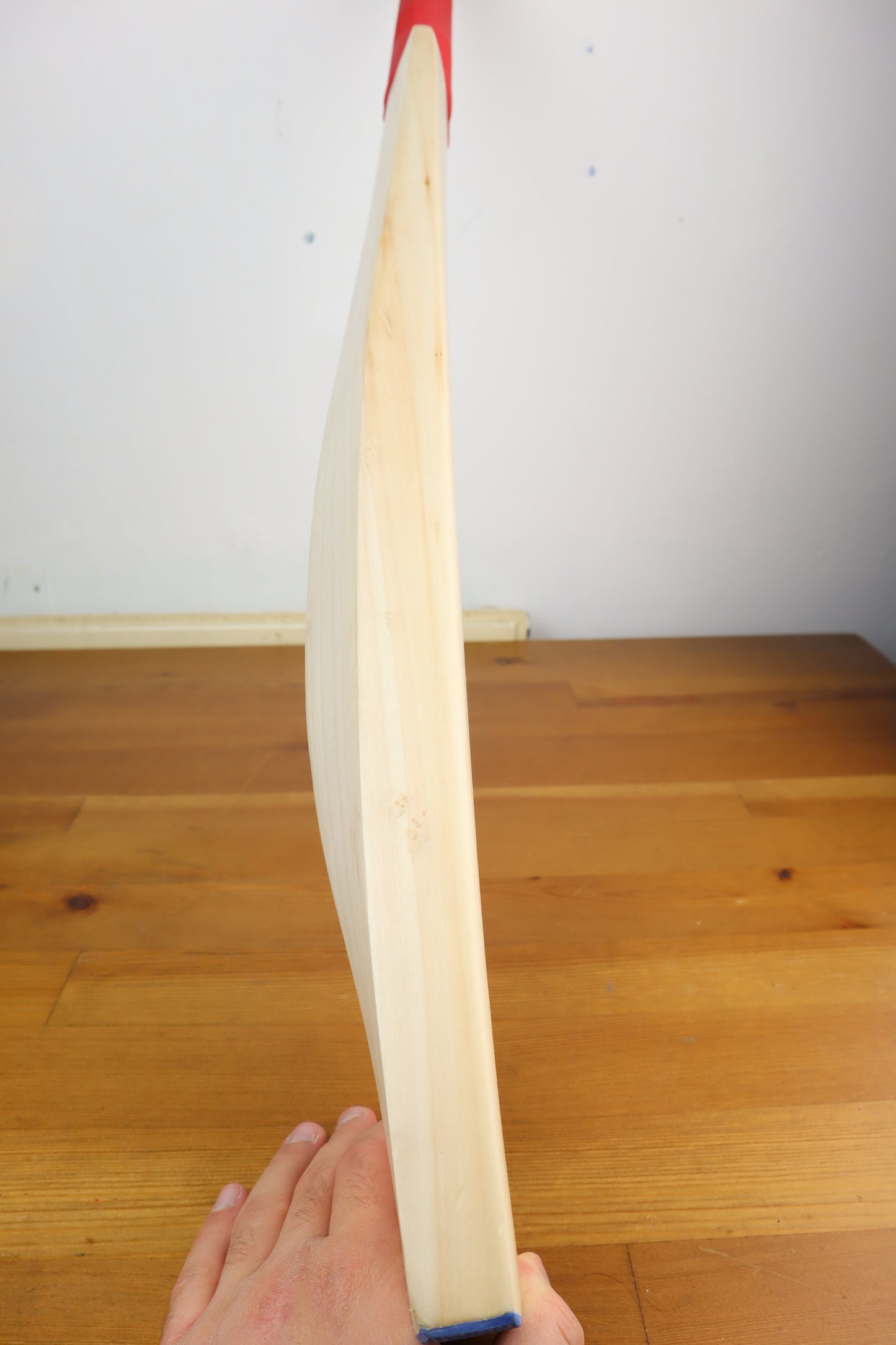 2lbs 2oz - Grade 1 English willow size 6 cricket bat