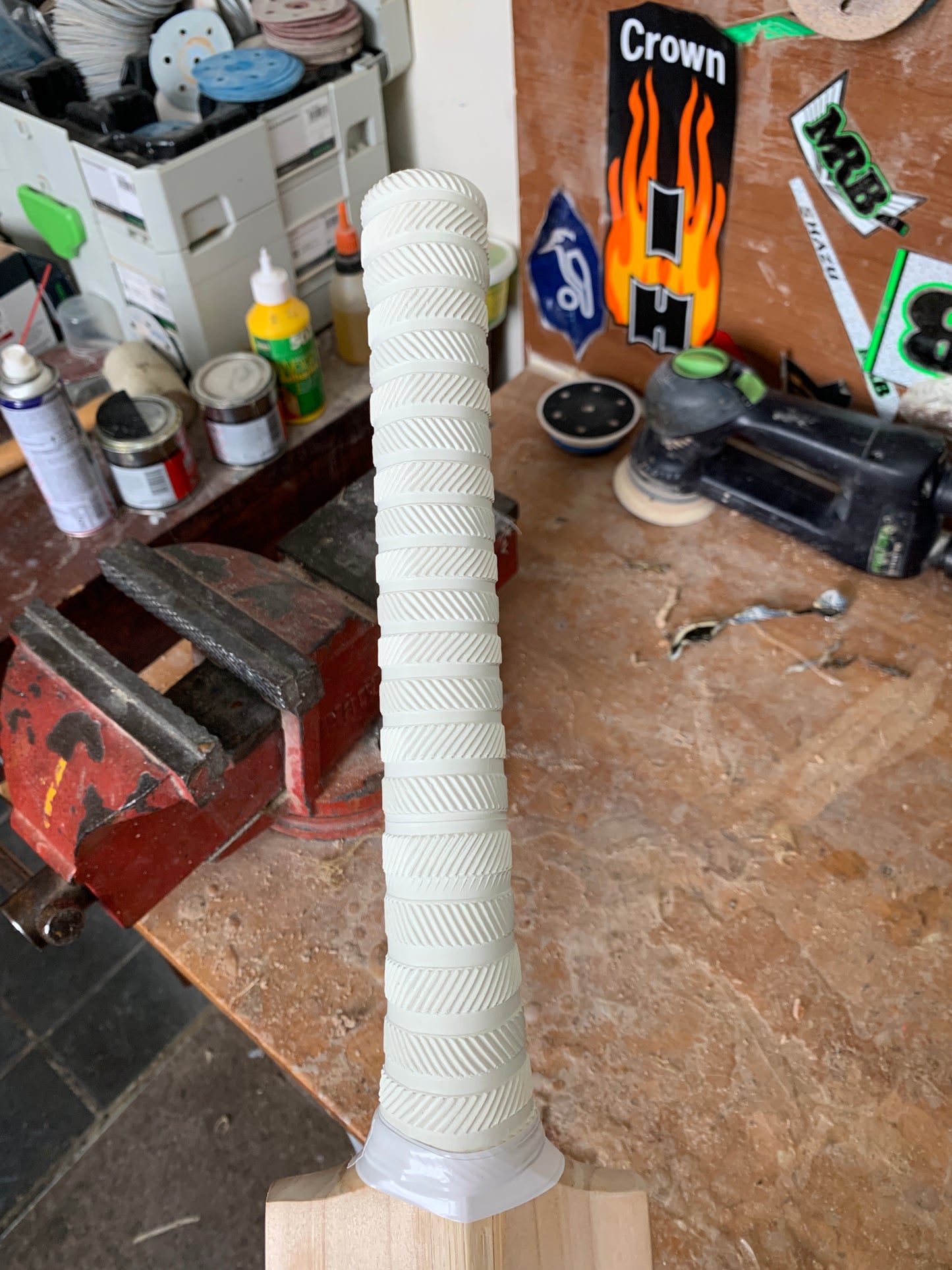 GRADE 1 ENGLISH WILLOW 2LBS 9OZ CRICKET BAT